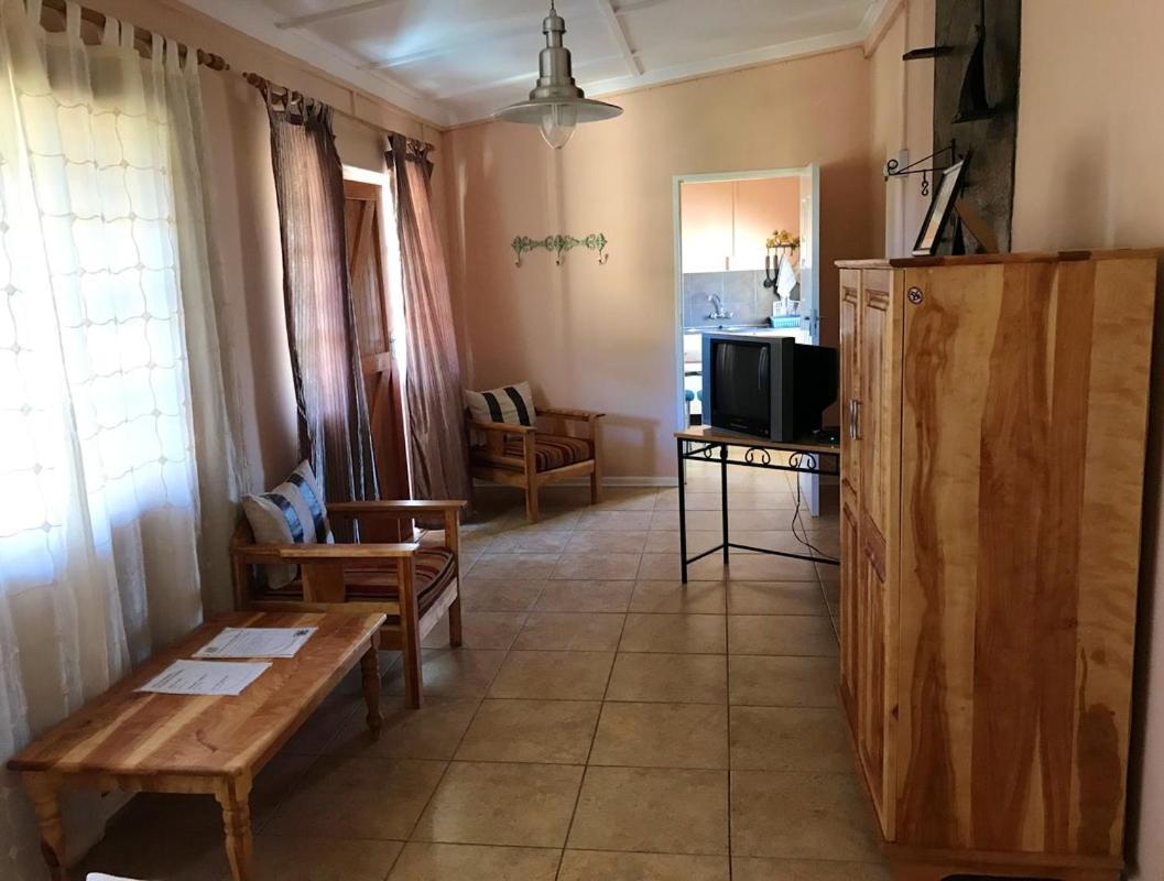 Die Katte Guest House Cottages- Vosburg 外观 照片